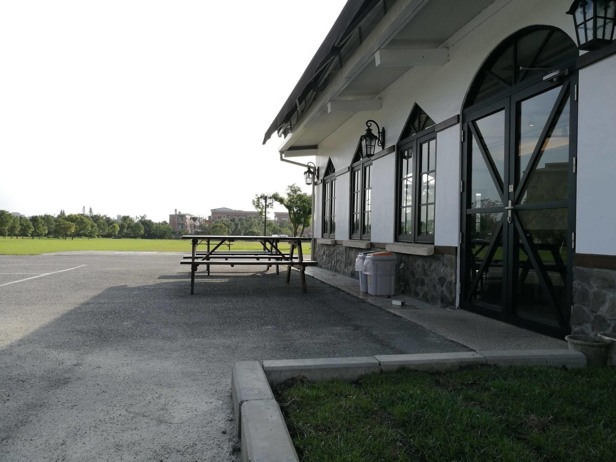 Oak Garden 旅館證號167 民宿證號1359 Città di Hualien Esterno foto